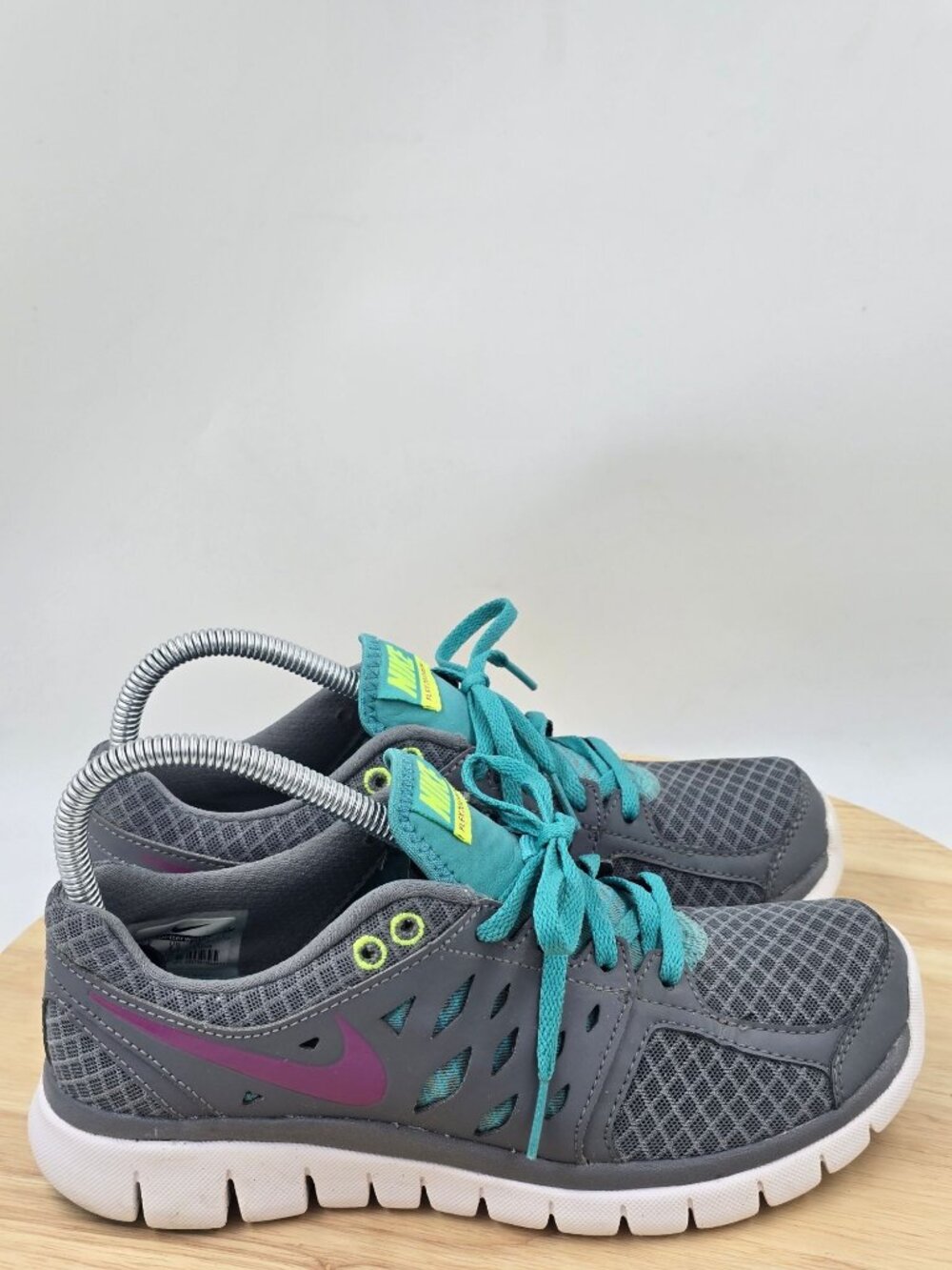 Nike Womens Flex 2013 Run 580440-002 Gray Running Shoes Sneakers Size 7
